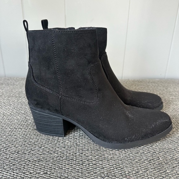 Old Navy Shoes - Old‎ Navy Ankle Boots